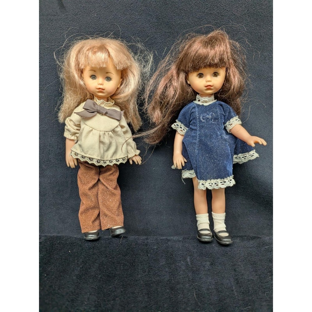 Vintage Pair of 2 Vogue Dolls The World of Ginny Vinyl Brunette & Blonde 70s